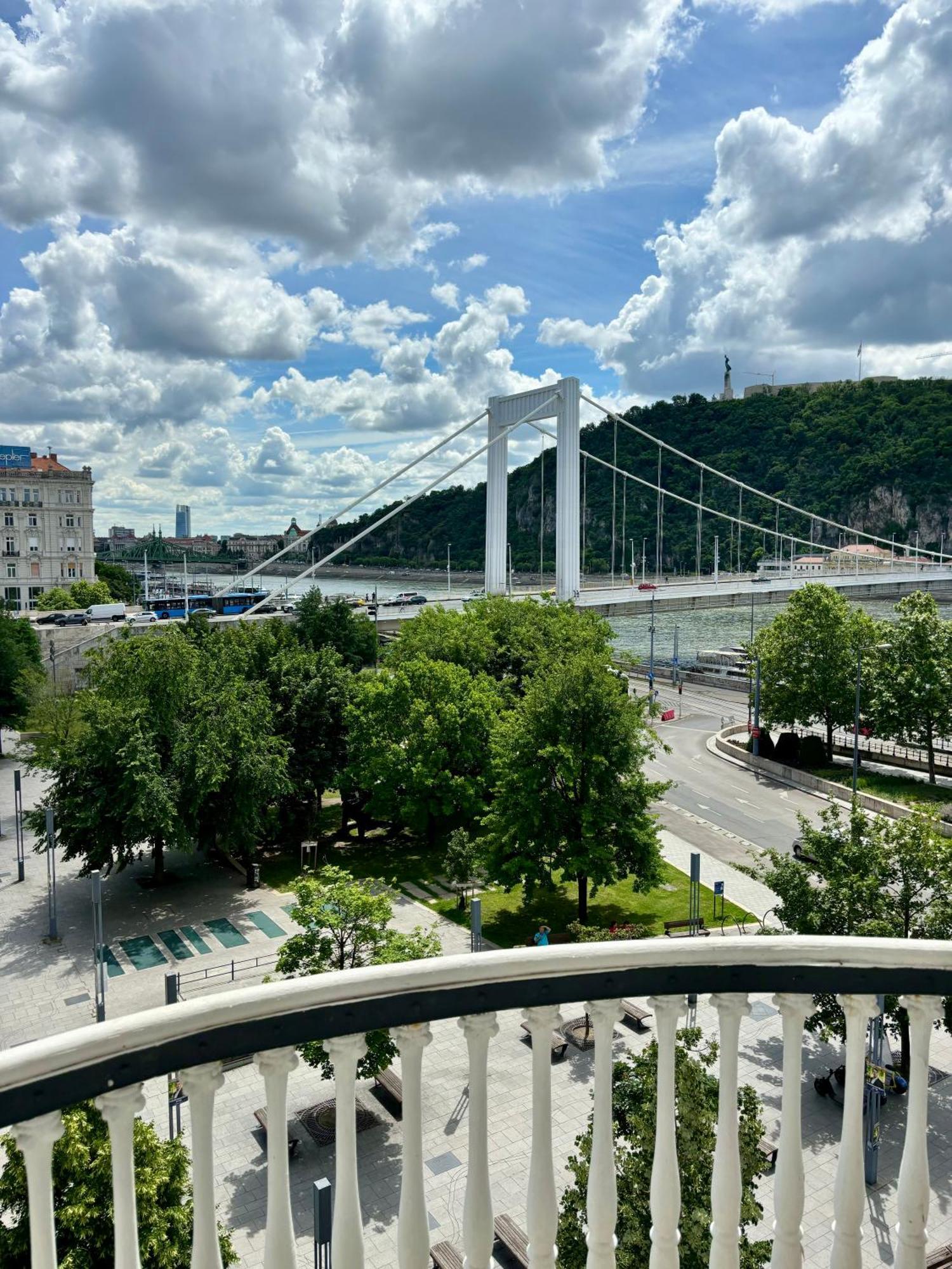 Budapest Riverfront Suite المظهر الخارجي الصورة