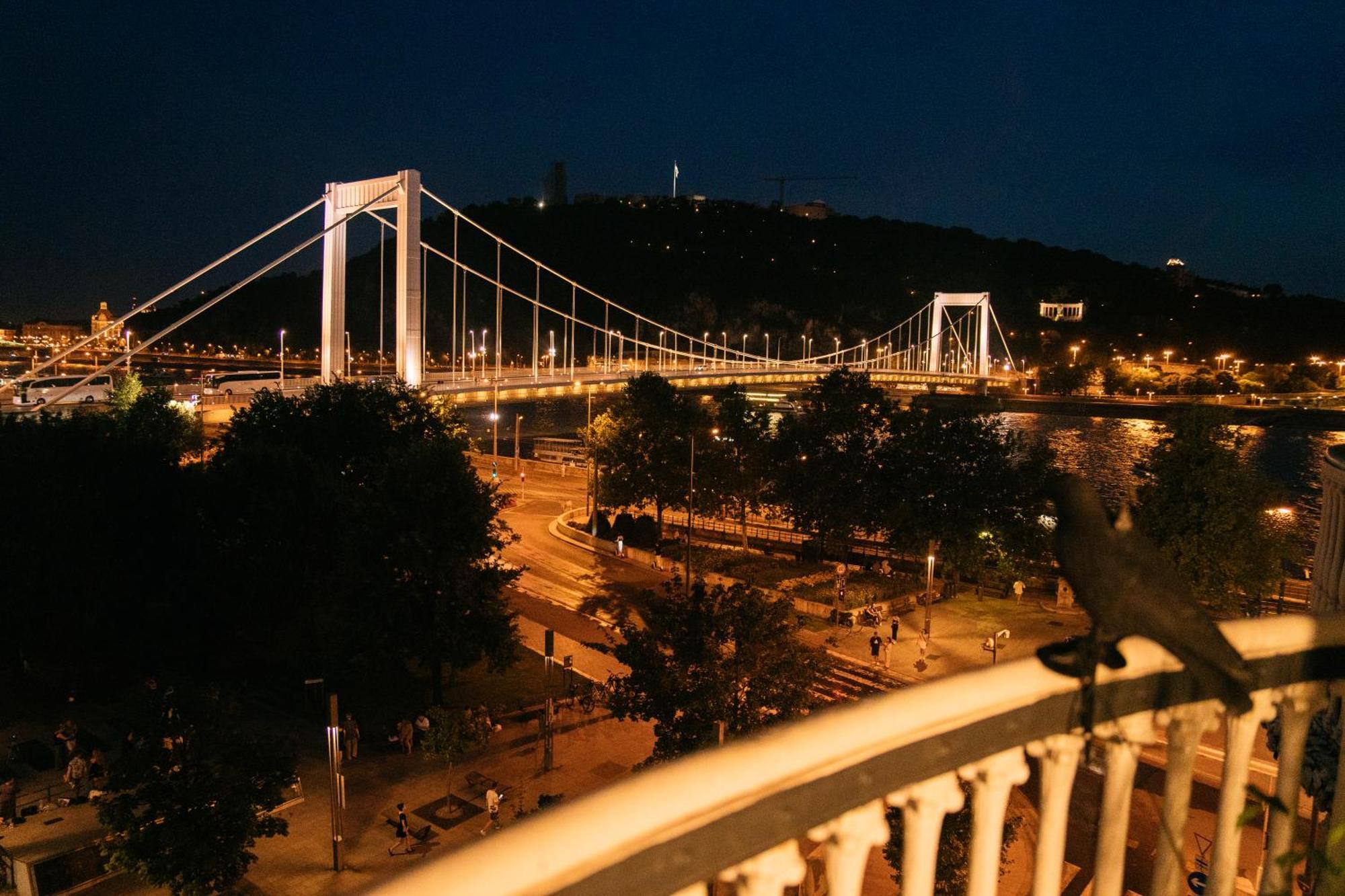 Budapest Riverfront Suite المظهر الخارجي الصورة
